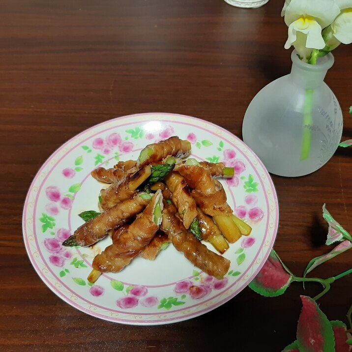おつまみに♪アスパラの豚肉ロール